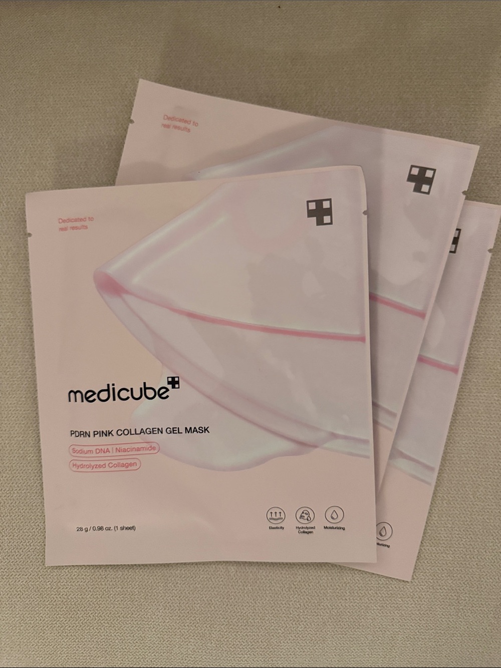 Medicube PDRN Pink Collagen Gel Mask - Hydrating Women's Skincare EXP 12/17/2026